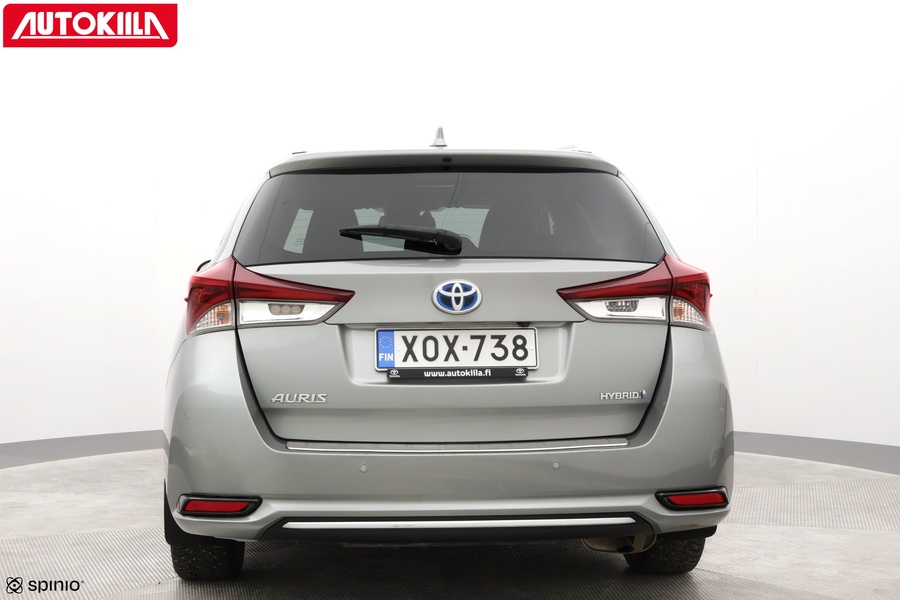 Toyota Auris vaihtoauto