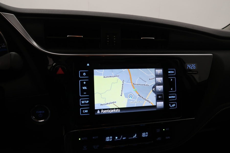 Toyota Auris vaihtoauto