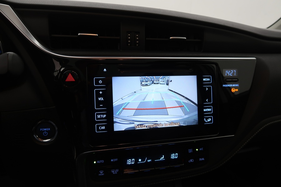 Toyota Auris vaihtoauto