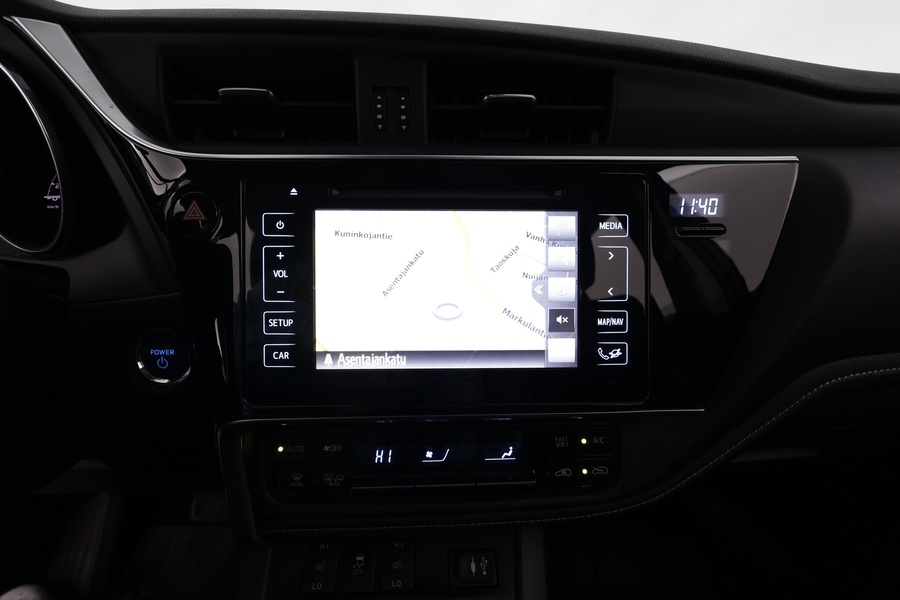 Toyota Auris vaihtoauto