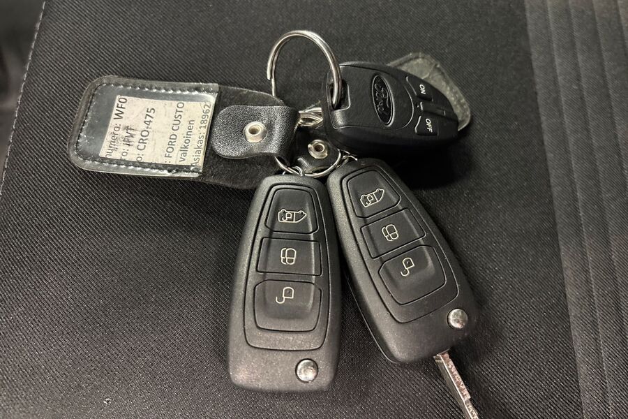 Ford Transit Custom vaihtoauto