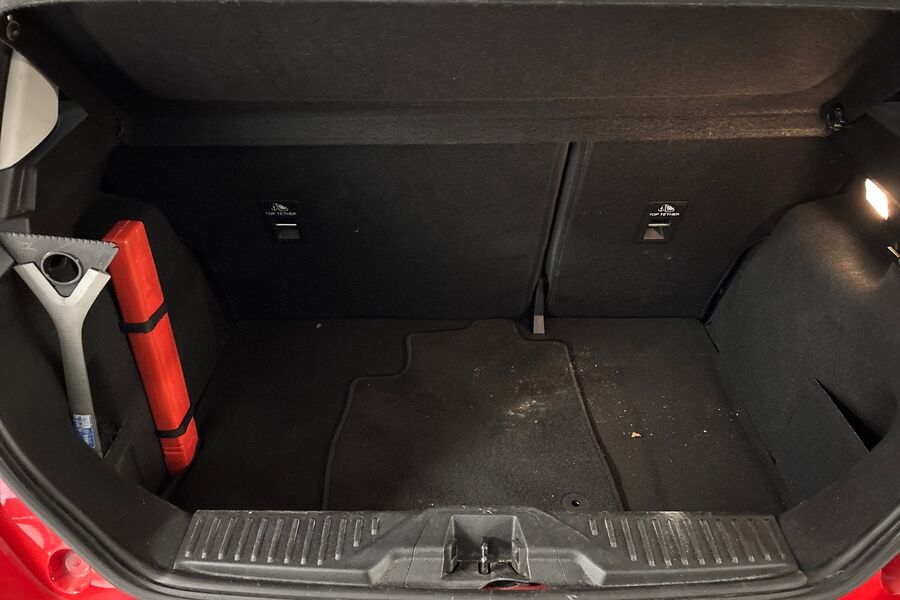 Ford Fiesta vaihtoauto