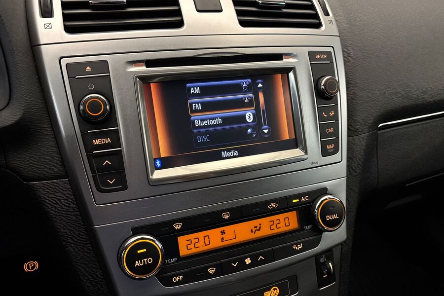 Toyota Avensis vaihtoauto