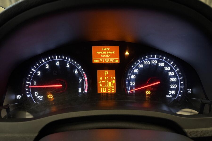 Toyota Avensis vaihtoauto