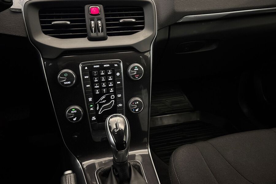 Volvo V40 vaihtoauto