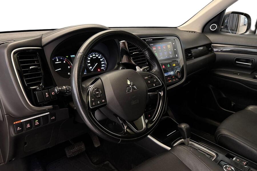 Mitsubishi Outlander vaihtoauto