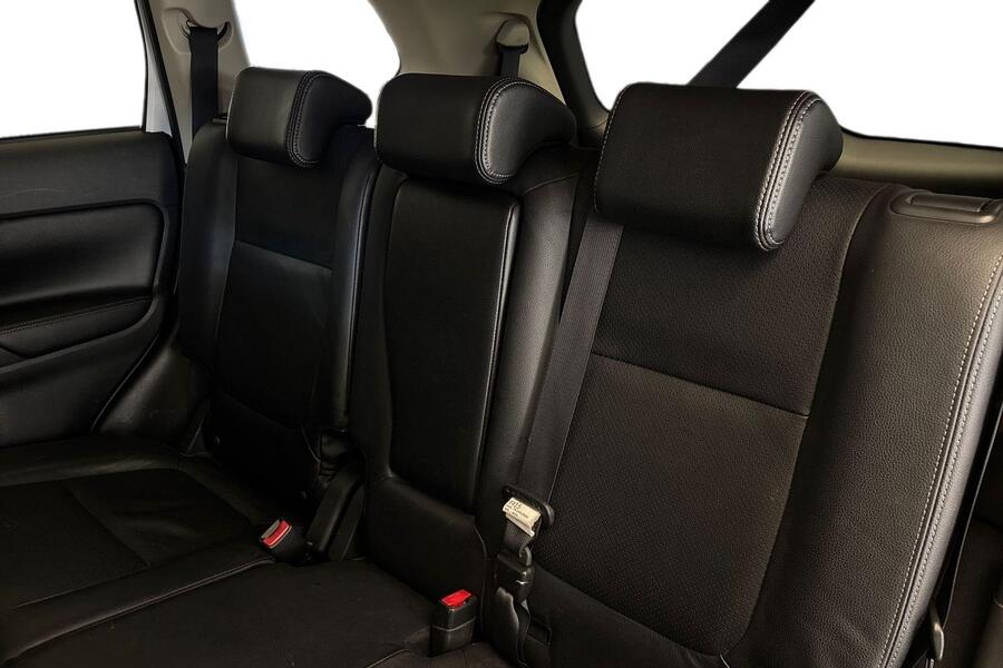 Mitsubishi Outlander vaihtoauto