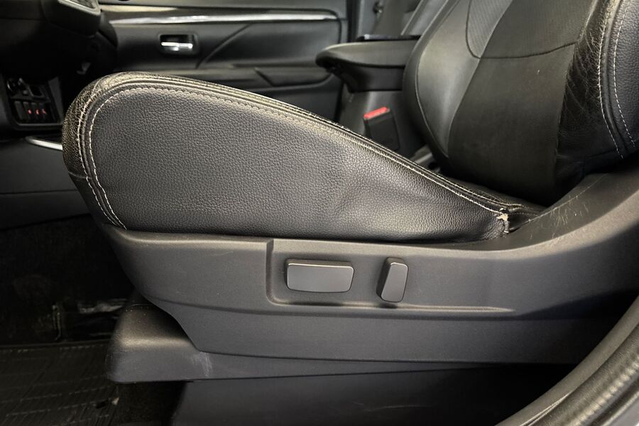 Mitsubishi Outlander vaihtoauto