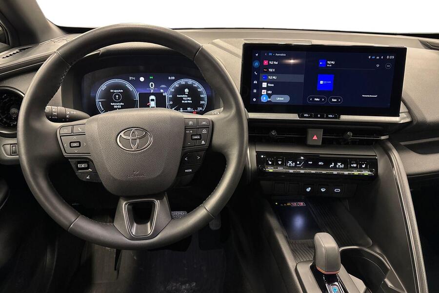 Toyota C-HR vaihtoauto