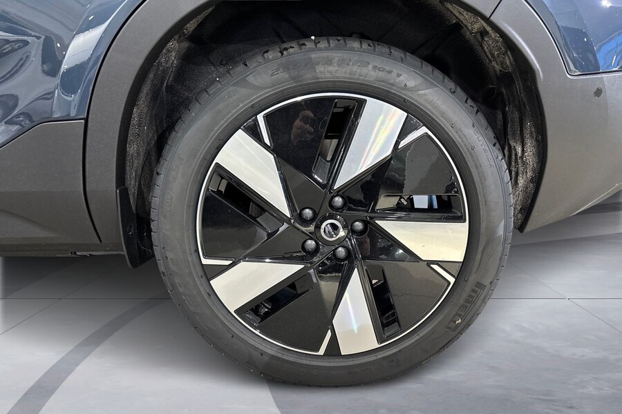 Volvo EC40 vaihtoauto