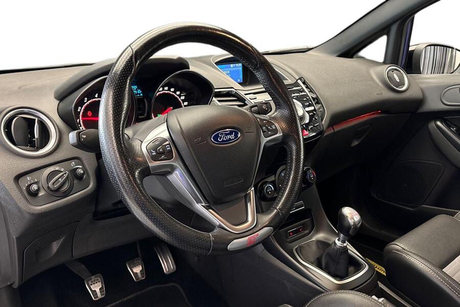 Ford Fiesta vaihtoauto