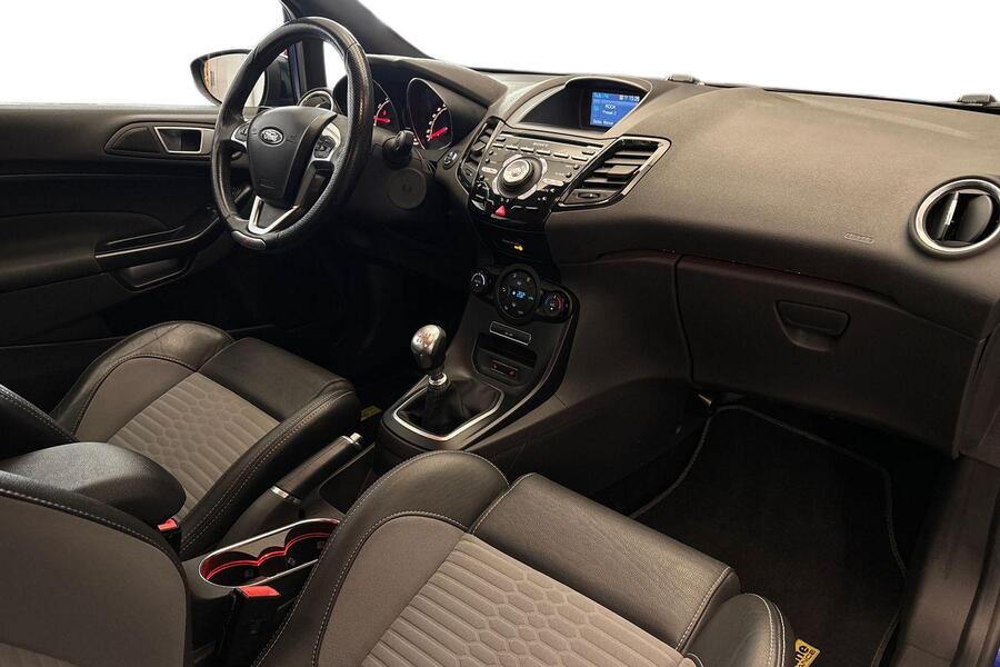 Ford Fiesta vaihtoauto