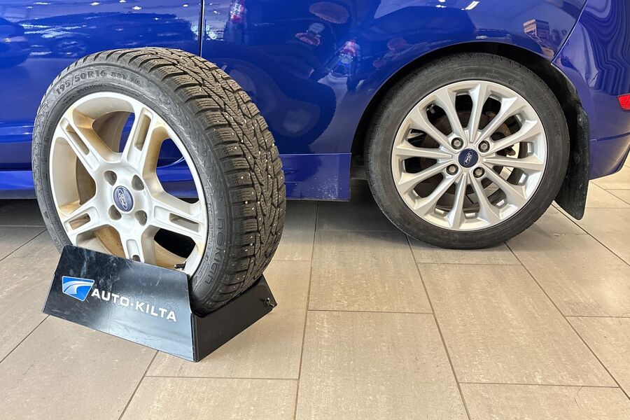 Ford Fiesta vaihtoauto