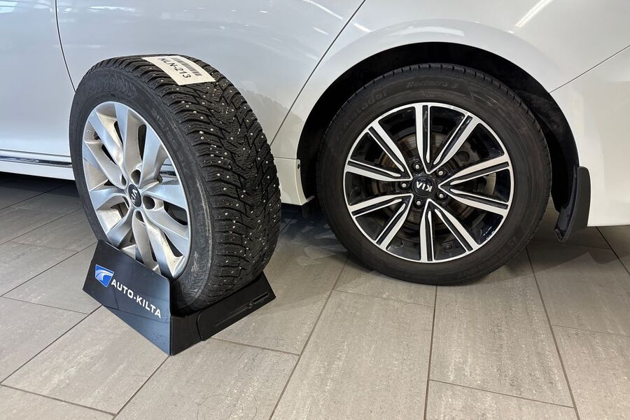 Kia Optima vaihtoauto