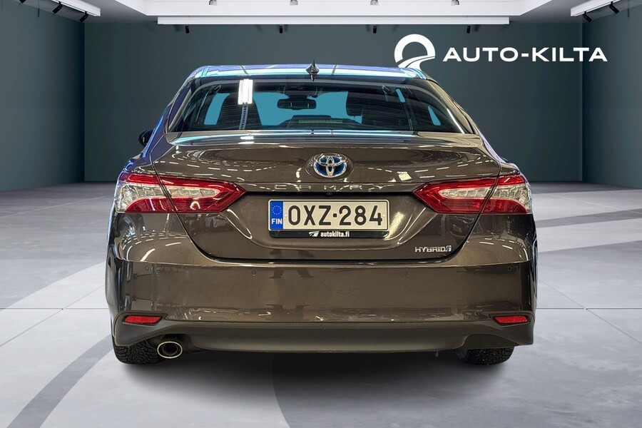 Toyota Camry vaihtoauto