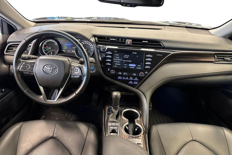 Toyota Camry vaihtoauto