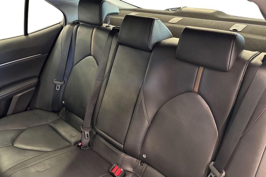 Toyota Camry vaihtoauto