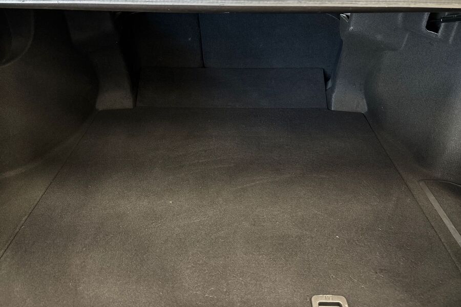 Toyota Camry vaihtoauto