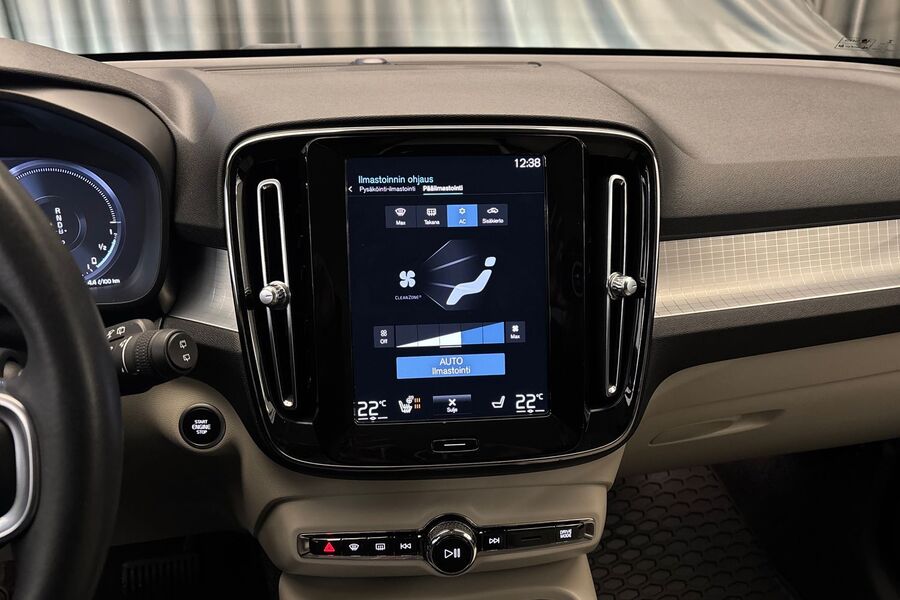 Volvo XC40 vaihtoauto