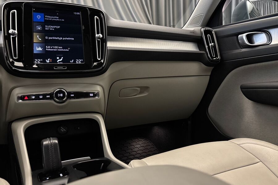 Volvo XC40 vaihtoauto