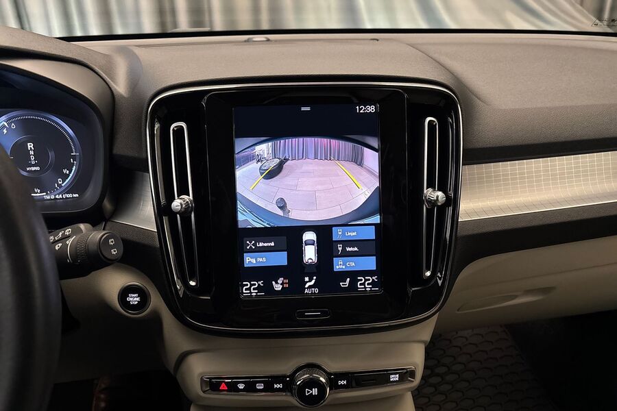 Volvo XC40 vaihtoauto