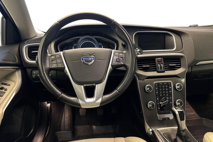 Volvo V40 vaihtoauto