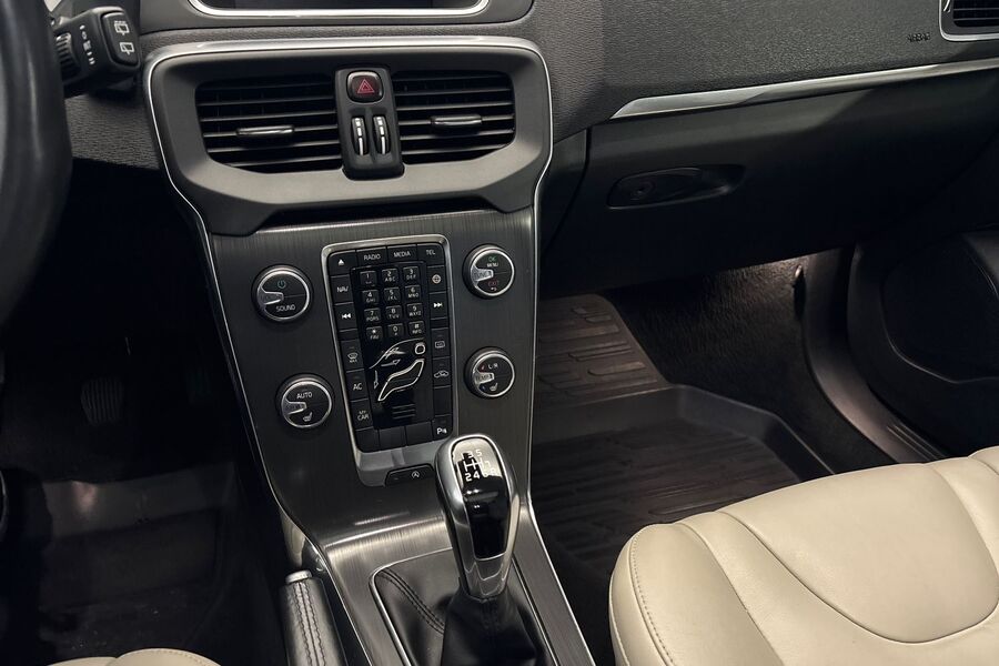 Volvo V40 vaihtoauto