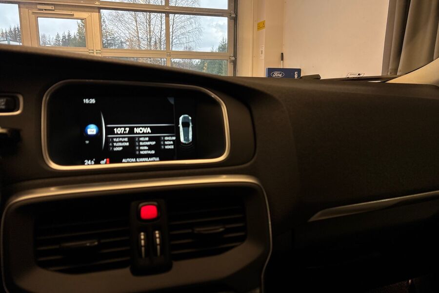 Volvo V40 vaihtoauto