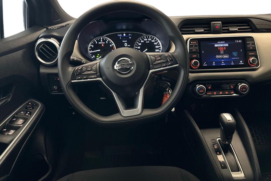 Nissan Micra vaihtoauto