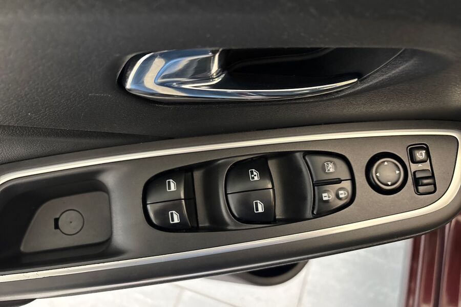 Nissan Micra vaihtoauto