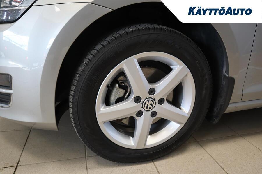 Volkswagen Golf vaihtoauto