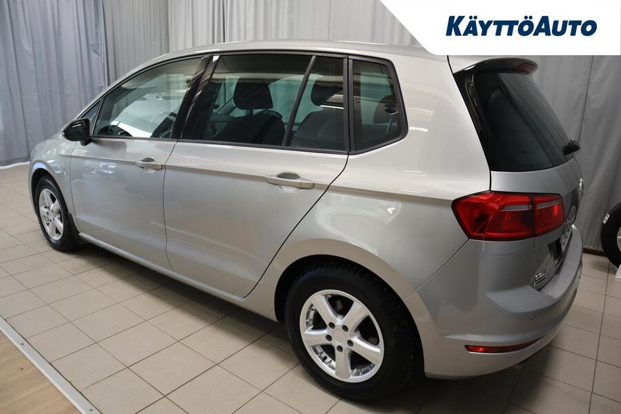 Volkswagen Golf Sportsvan vaihtoauto