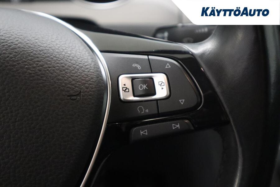 Volkswagen Golf Sportsvan vaihtoauto