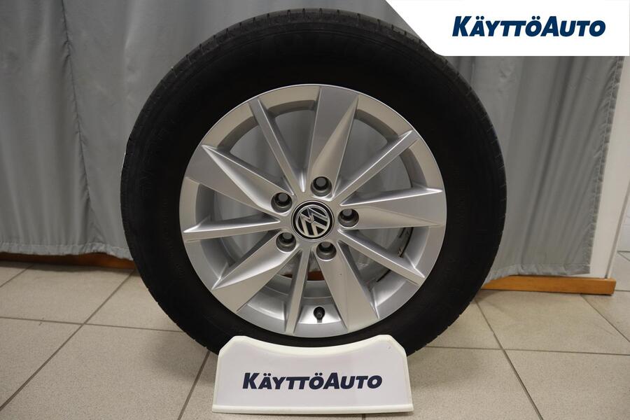 Volkswagen Golf Sportsvan vaihtoauto