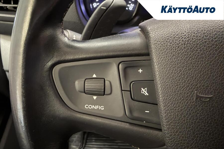 Opel Vivaro vaihtoauto