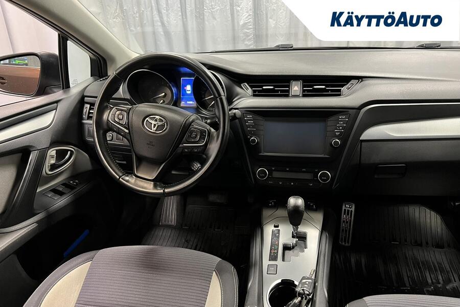 Toyota Avensis vaihtoauto