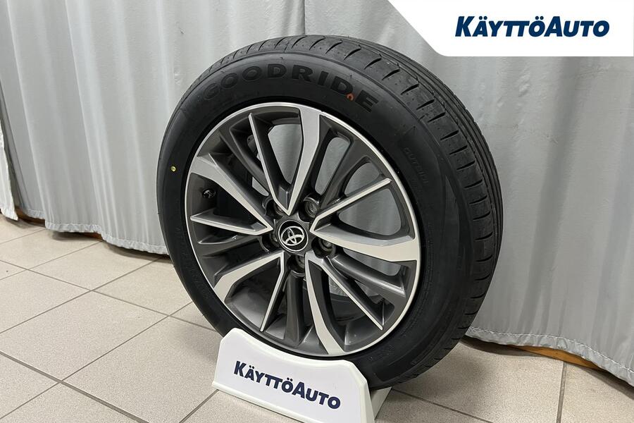 Toyota Avensis vaihtoauto