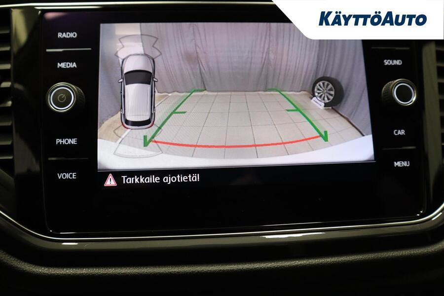 Volkswagen T-Roc vaihtoauto