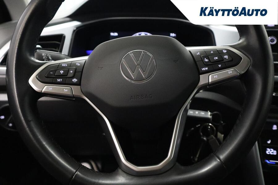 Volkswagen T-Roc vaihtoauto