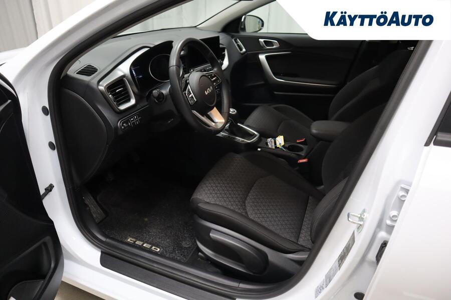 Kia Ceed vaihtoauto