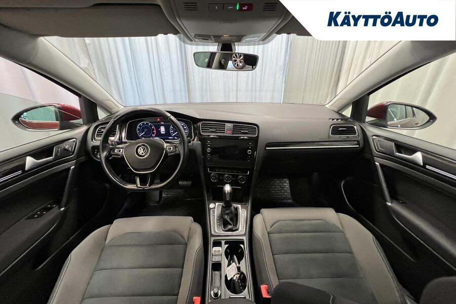 Volkswagen Golf vaihtoauto