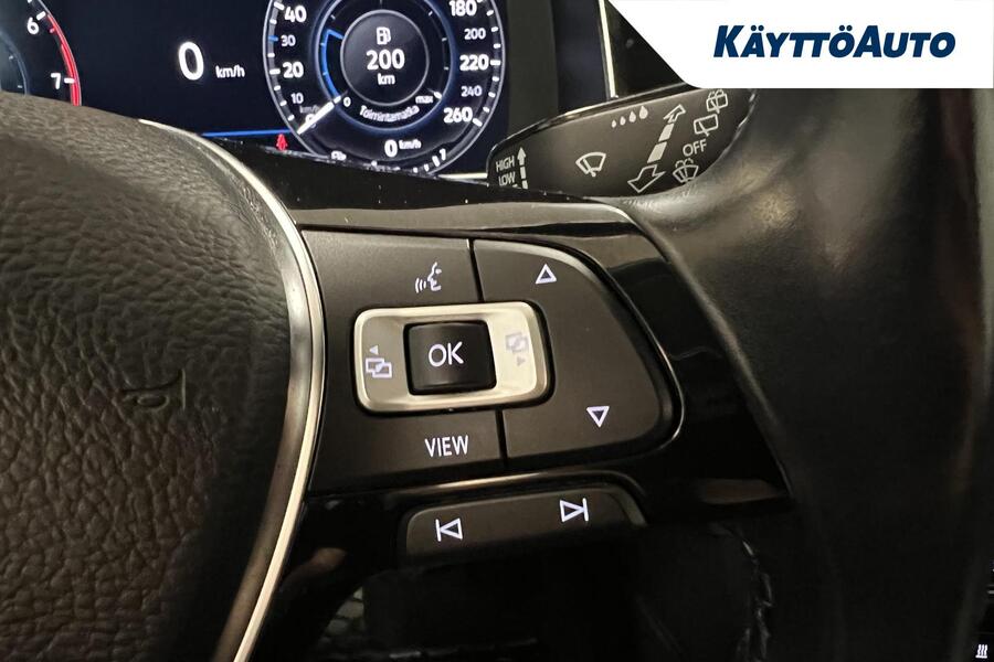 Volkswagen Golf vaihtoauto