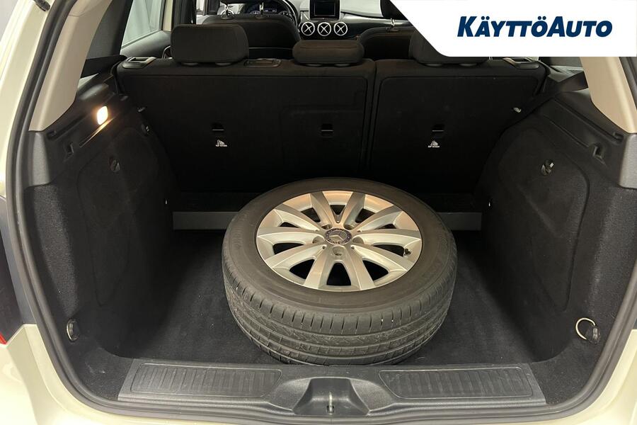 Mercedes-Benz B vaihtoauto