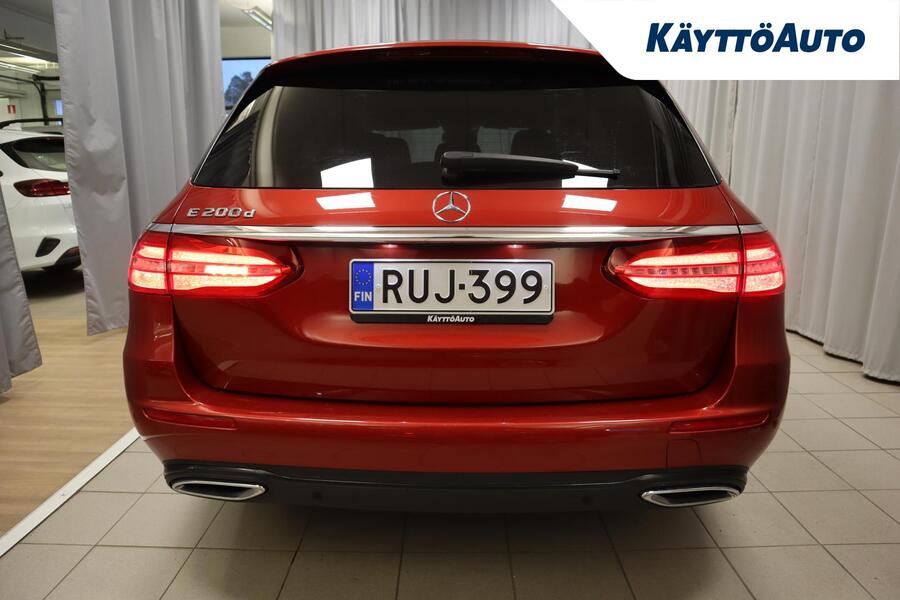 Mercedes-Benz E vaihtoauto