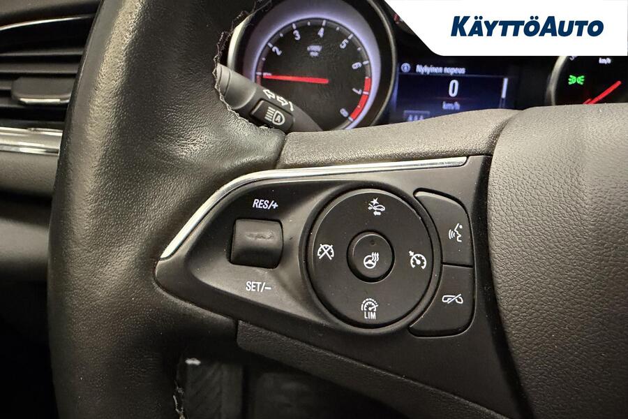 Opel Insignia vaihtoauto