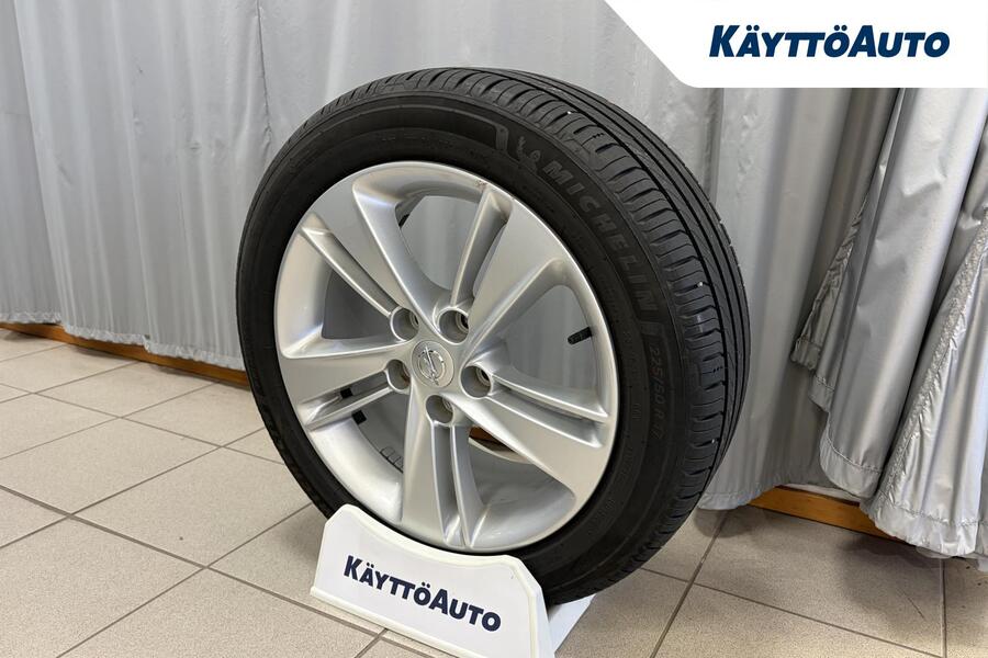 Opel Insignia vaihtoauto