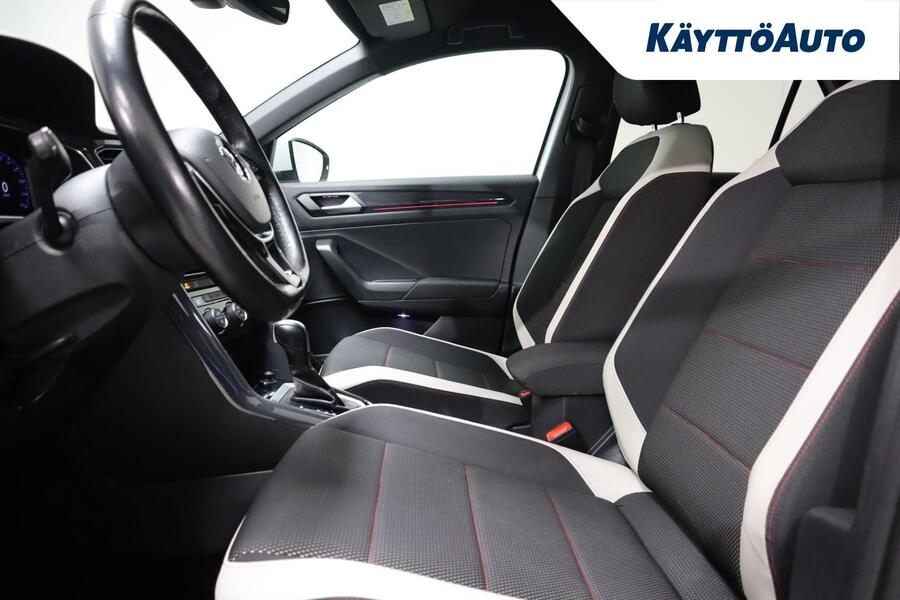 Volkswagen T-Roc vaihtoauto