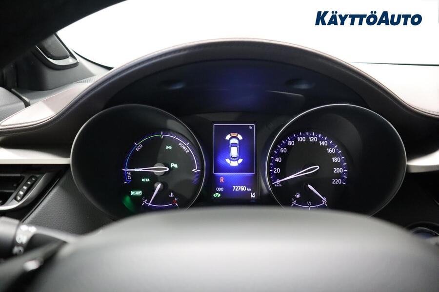 Toyota C-HR vaihtoauto