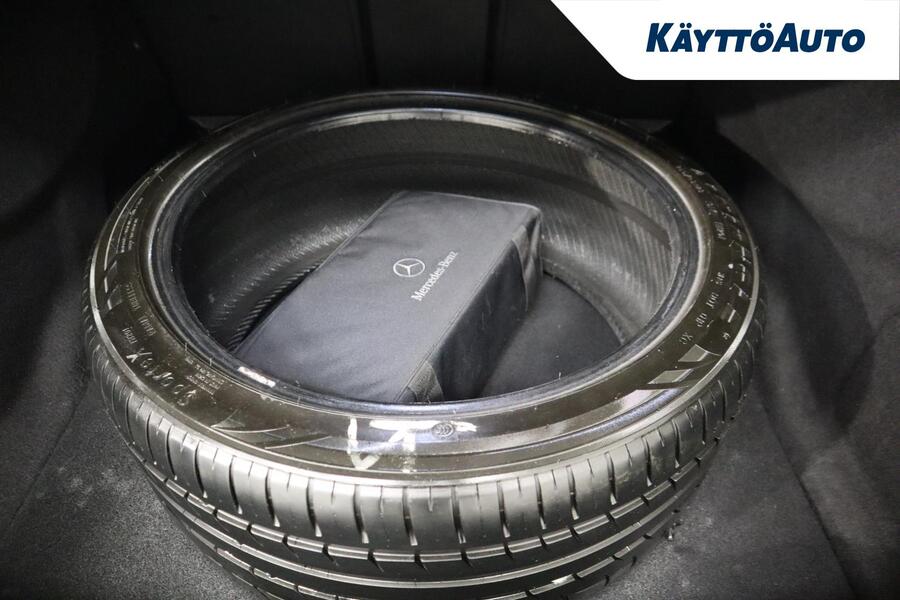 Mercedes-Benz EQE vaihtoauto