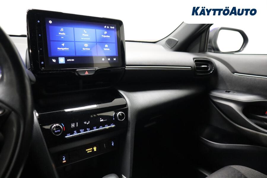 Toyota Yaris Cross vaihtoauto